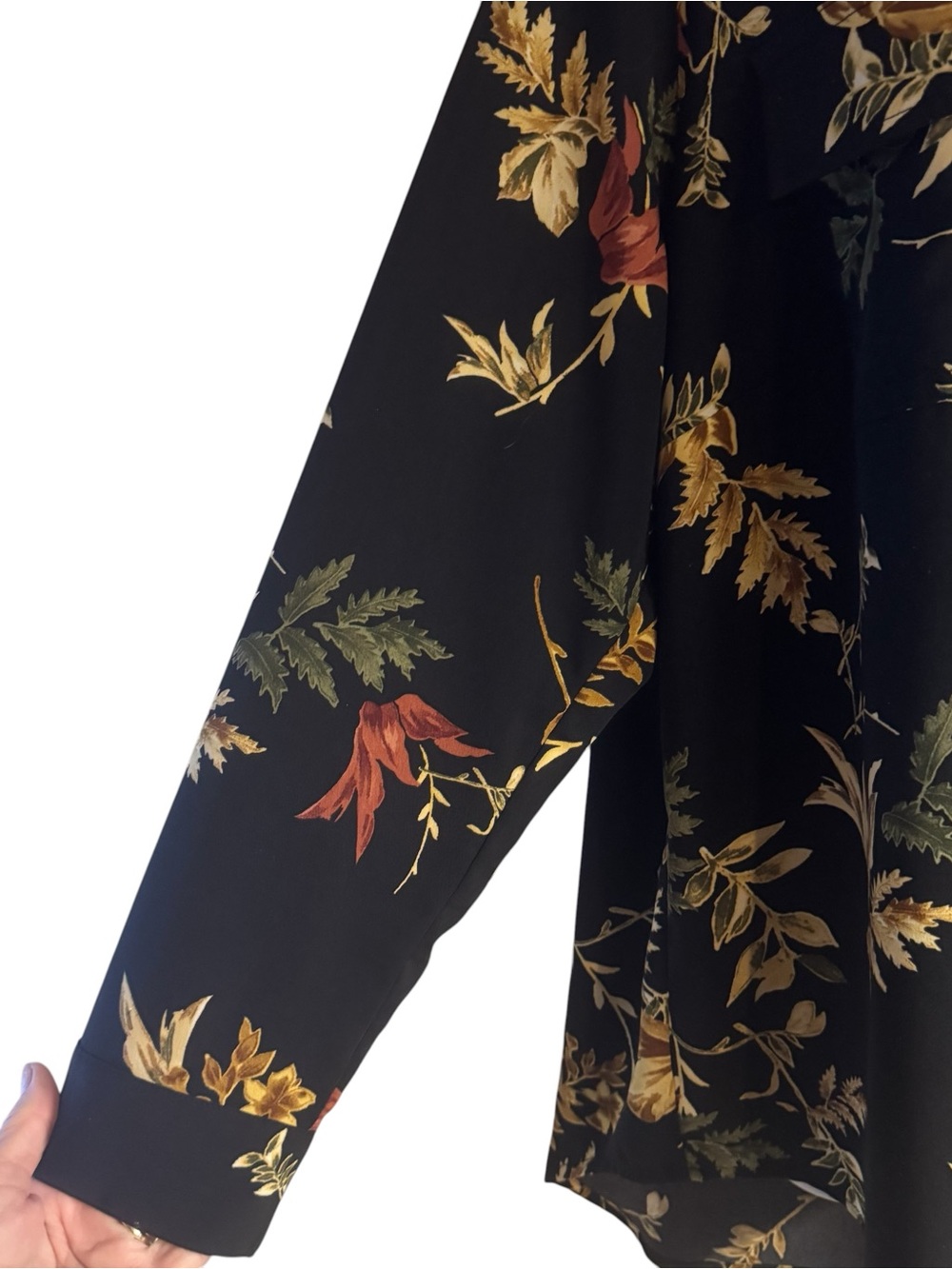 CJ Banks Black Floral Split- V-Neck Top PLUS: 1X #13 - Picture 4 of 9